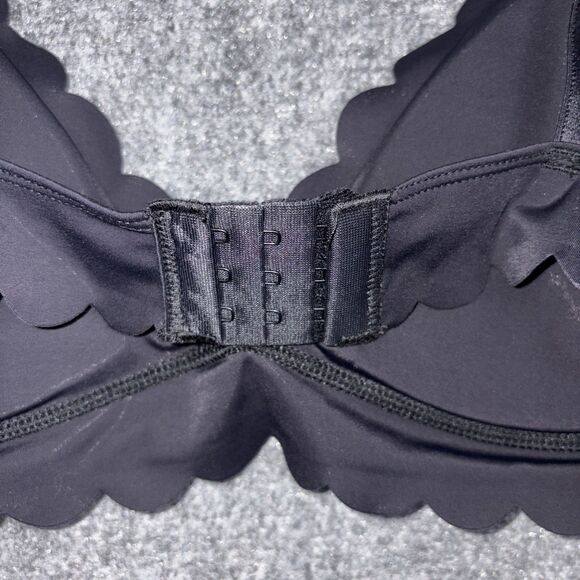 Anthroplogie Scallop Bralette size M Black - Picture 3 of 6